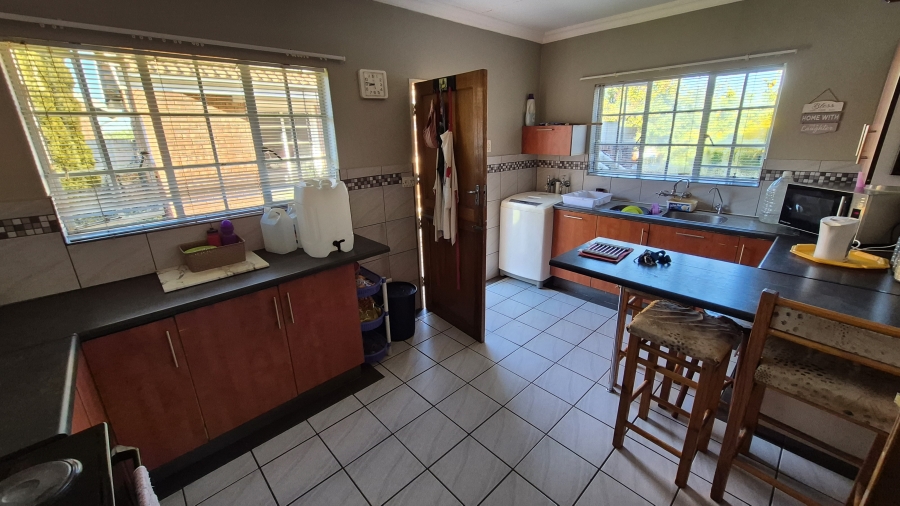 3 Bedroom Property for Sale in Naudeville Free State